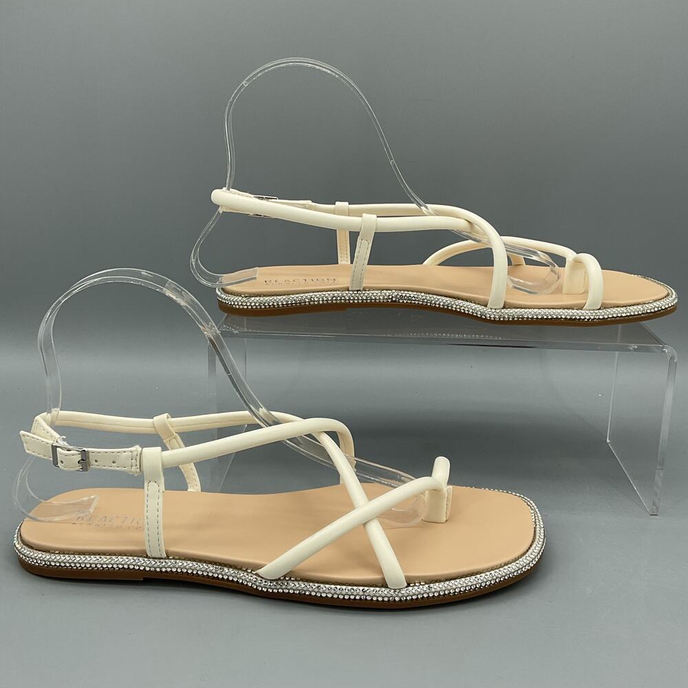 NEW Kenneth Cole Reaction Women’s Waltz Strappy Flat Sandals Cream Size 9M